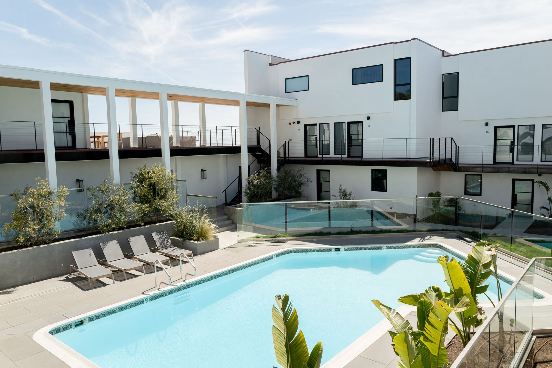 The shared pool in daylight