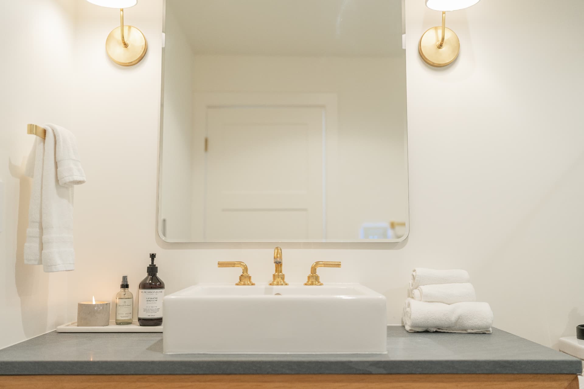 Bathroom detail